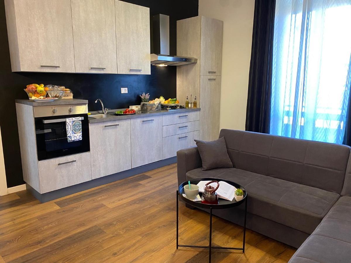 La Casa Di Alan Hotel Terni Luaran gambar