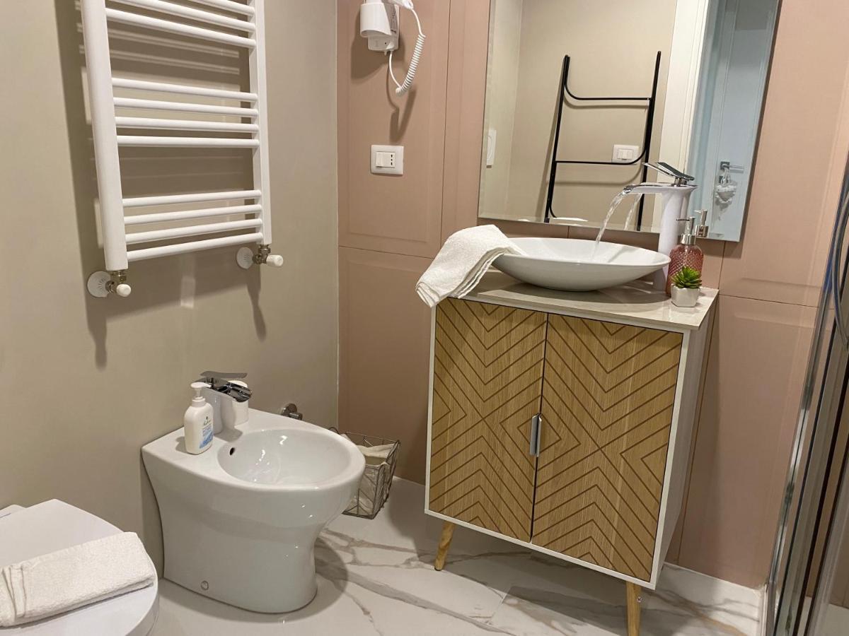 La Casa Di Alan Hotel Terni Luaran gambar
